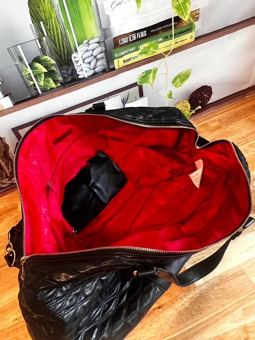 DKNY Black Quilted Duffel Bag Travel Weekender - Picture 10 of 16